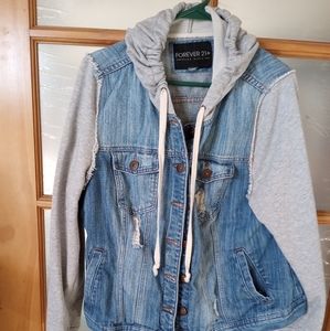 Jean/sweatshirt jacket with hood
